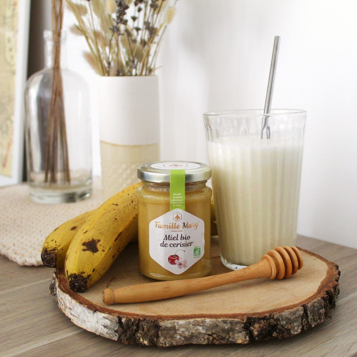 Milkshake banane, lait de soja & miel bio de cerisier
